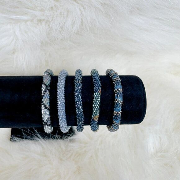 HAND CRAFTED in Nepal Beaded Bracelets (set of 5) BLGR#1 - Picture 3 of 3